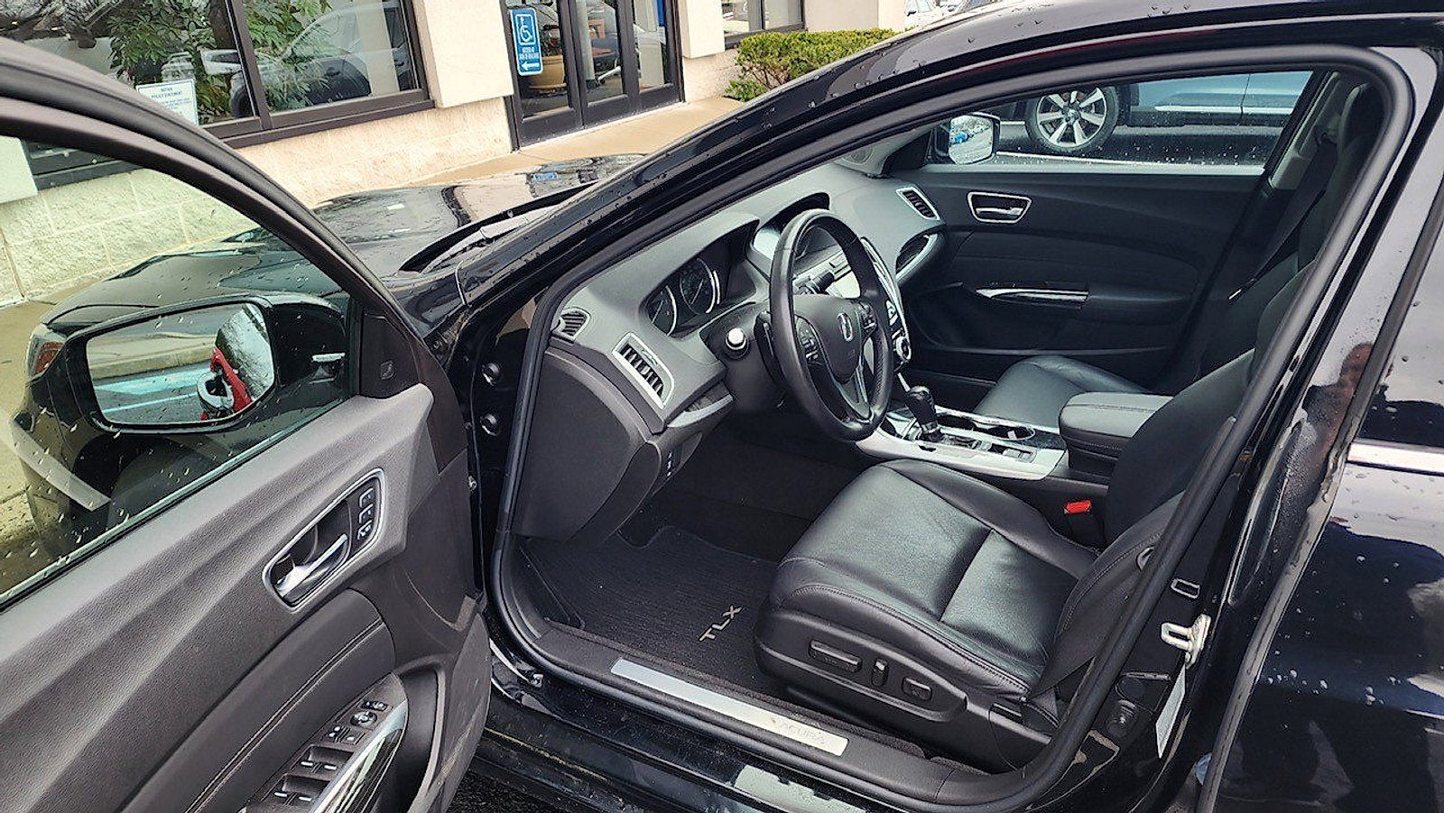 2019 Acura TLX with Technology Pkg