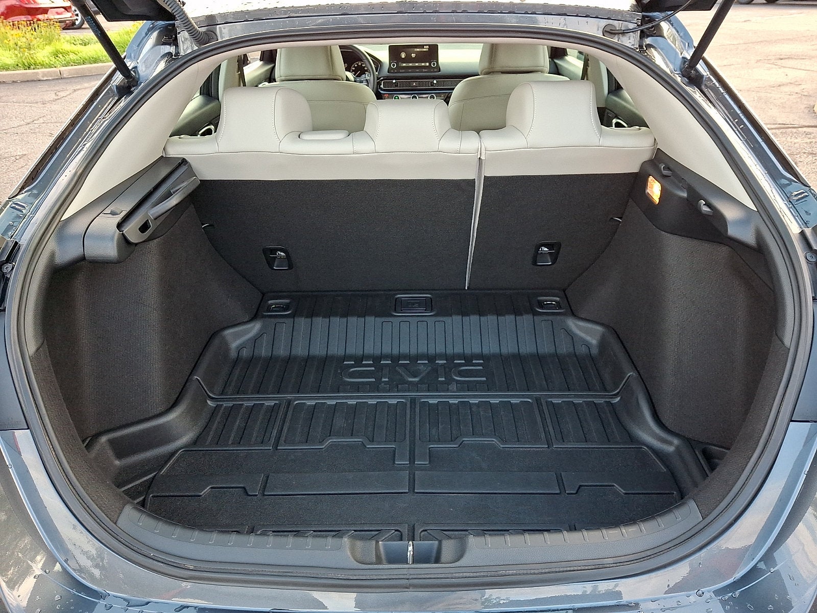 2024 Honda Civic Hatchback EX-L