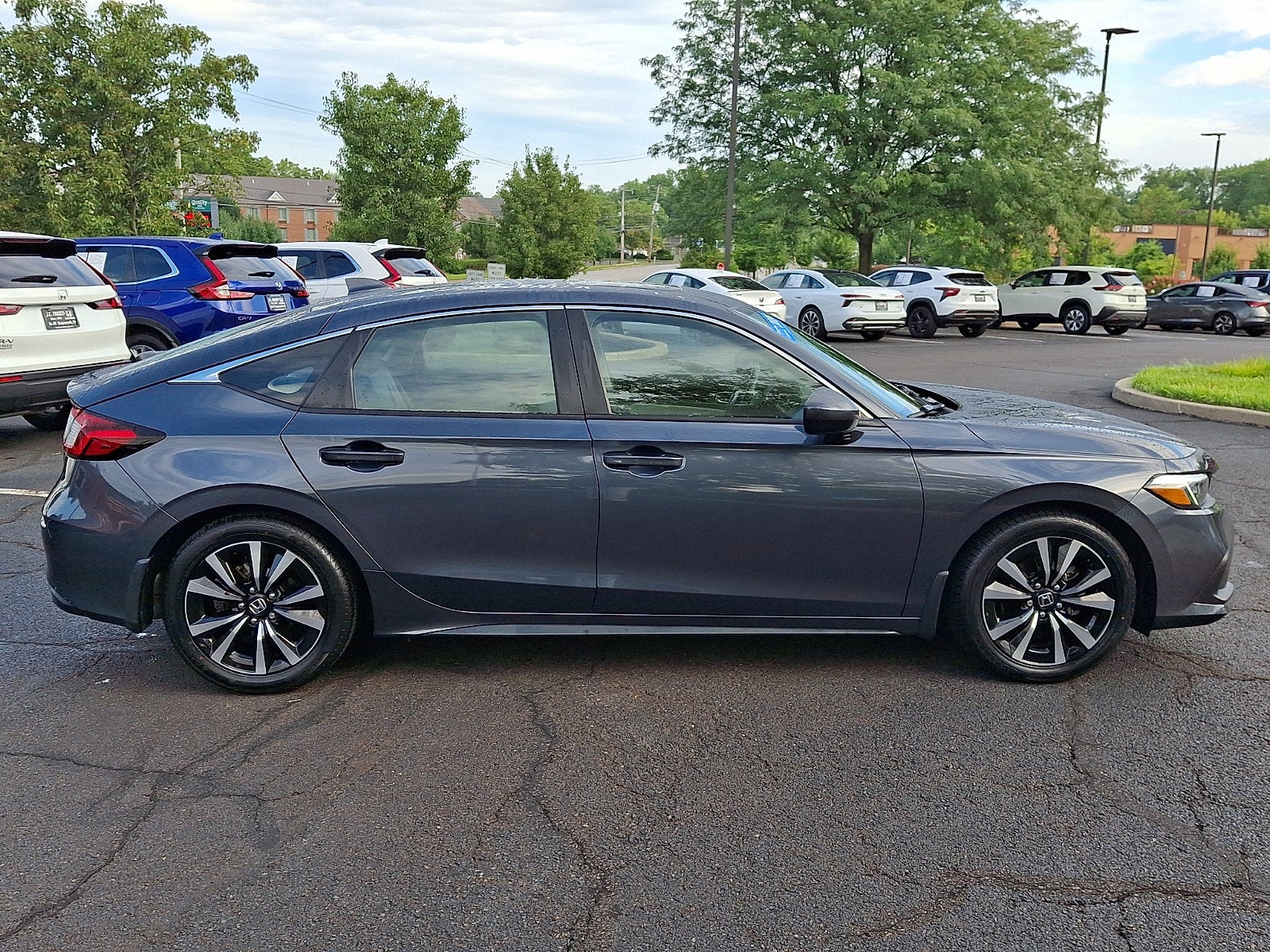 2024 Honda Civic Hatchback EX-L