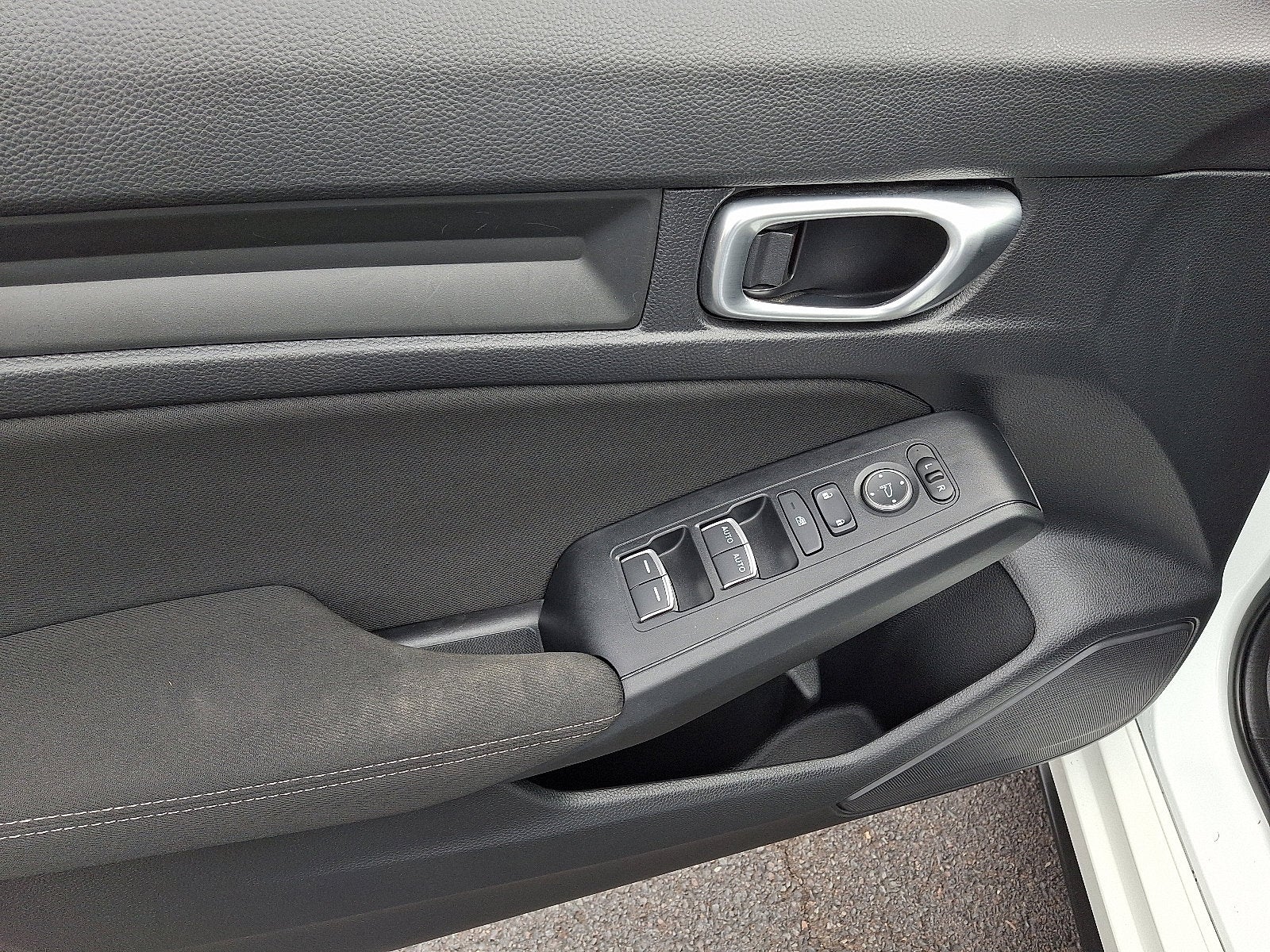 2023 Honda Civic Hatchback LX