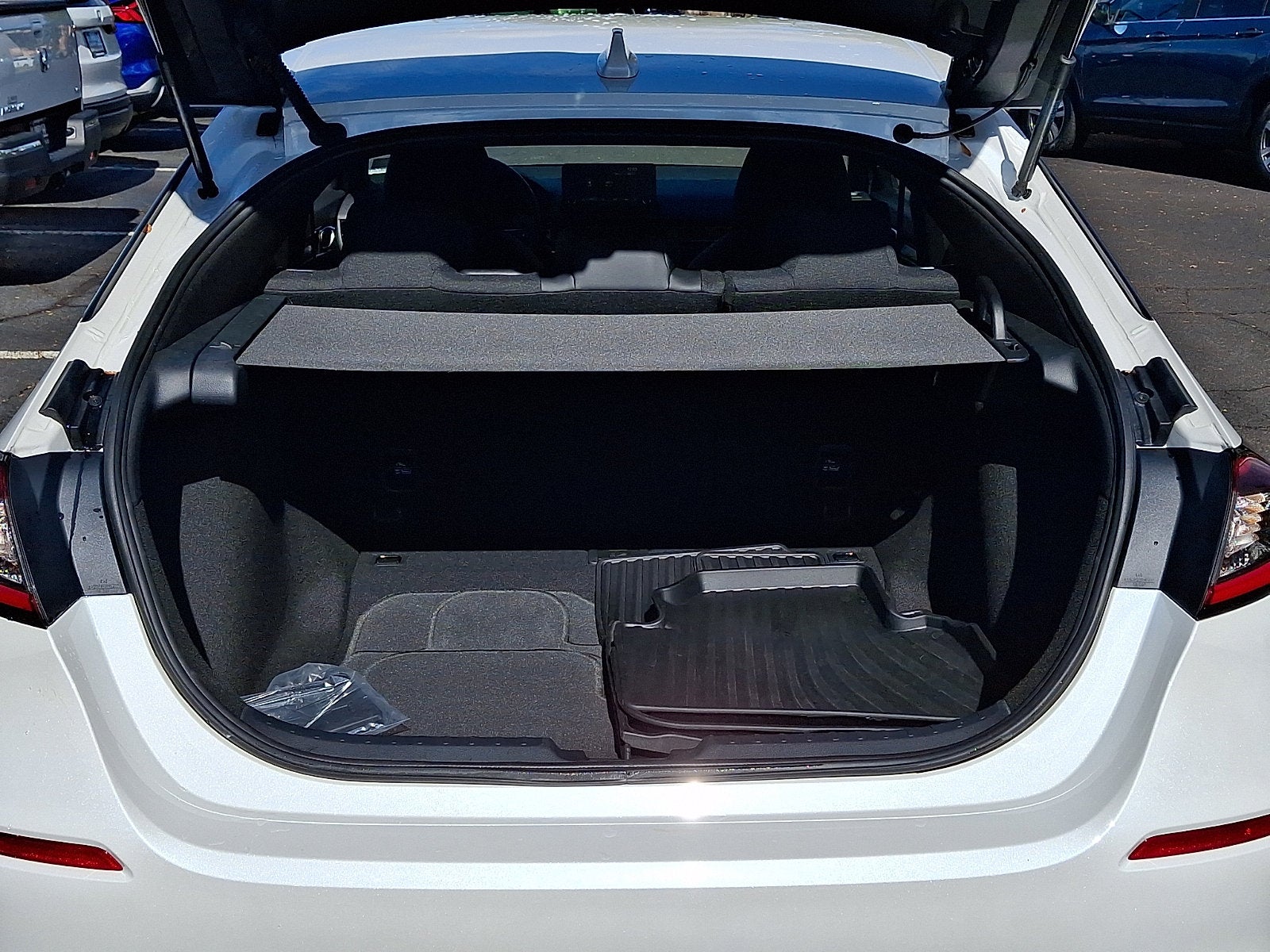 2025 Honda Civic Hatchback Sport - Photo 28