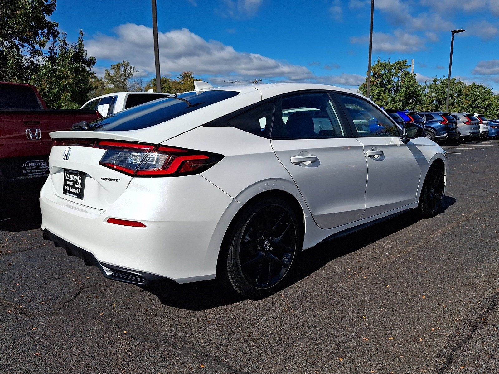 2025 Honda Civic Hatchback Sport - Photo 6