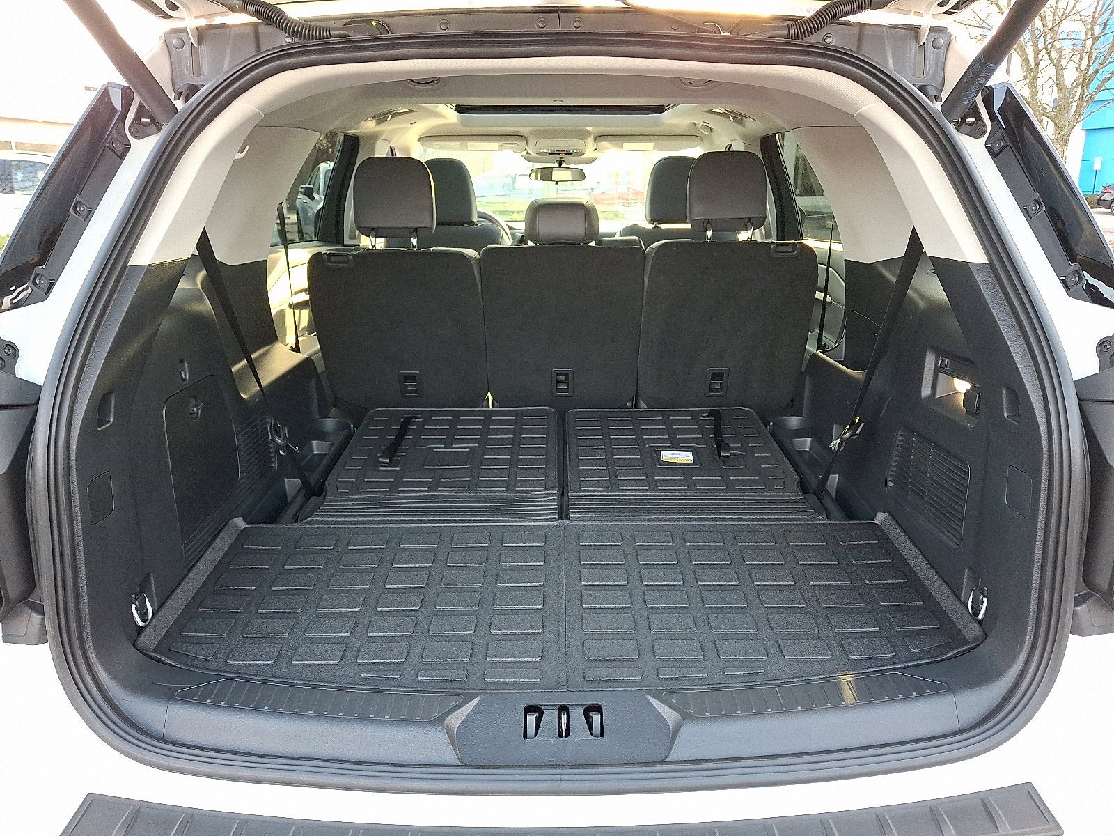 2025 Ford Explorer Active - Photo 30