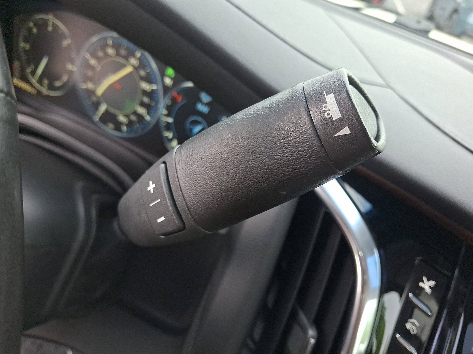 2015 Cadillac Escalade Premium
