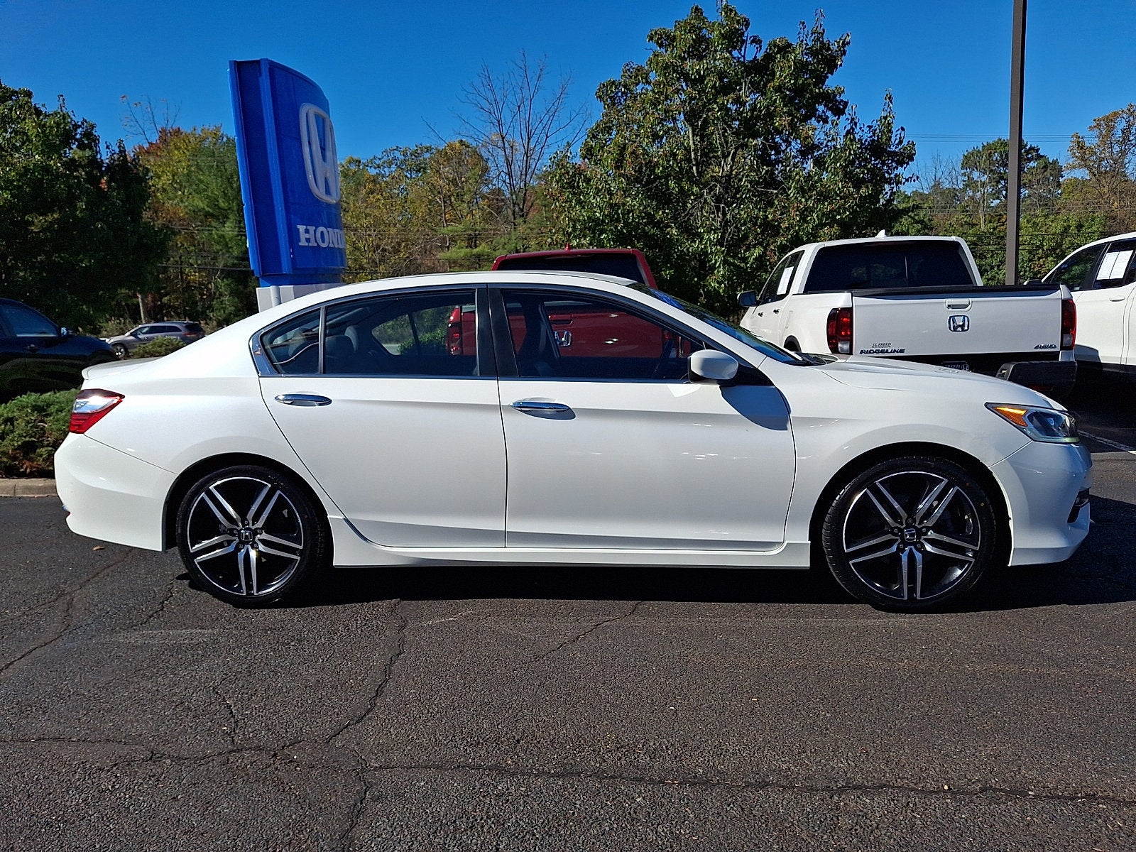 2017 Honda Accord Sedan Sport SE