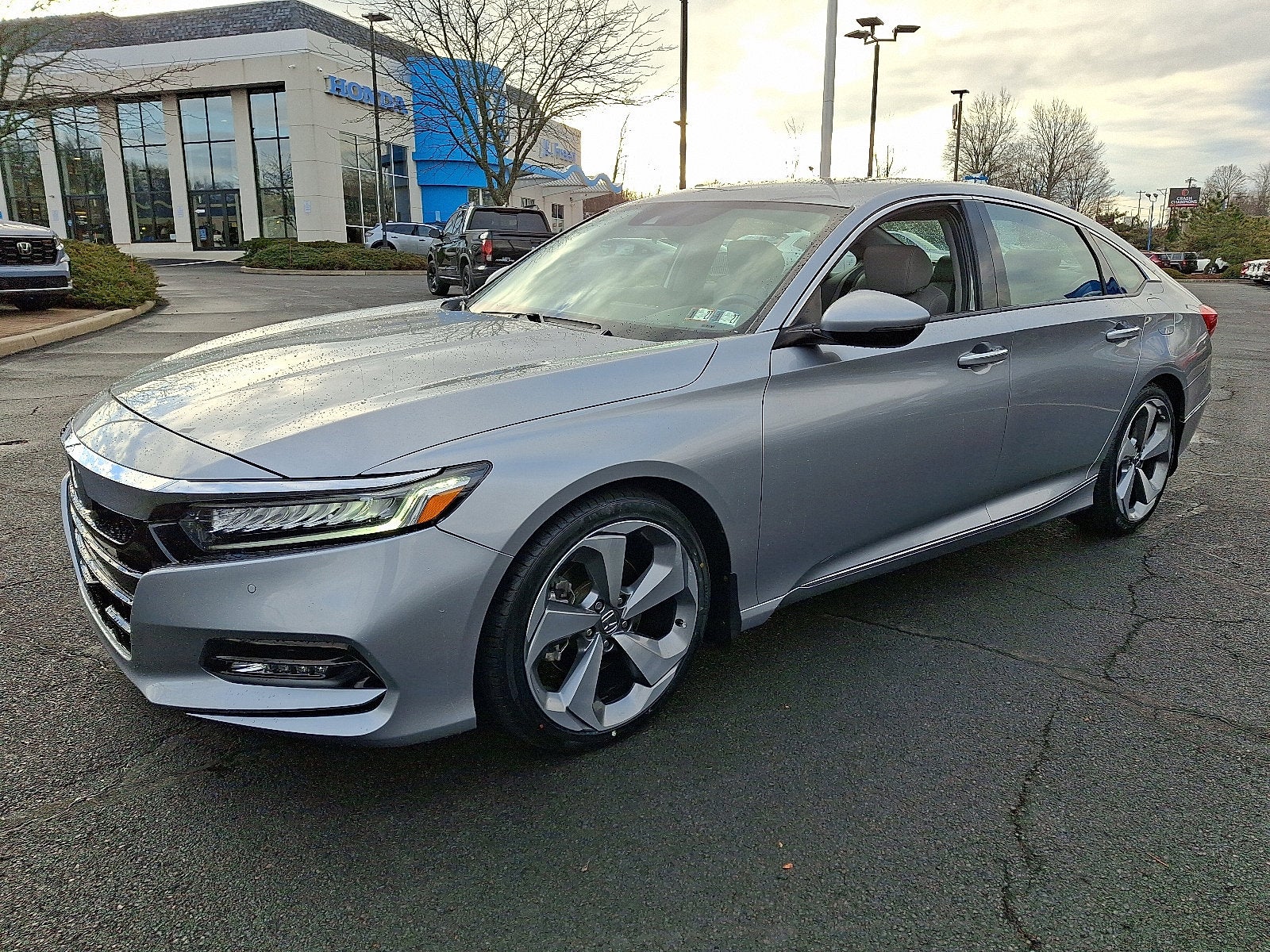 2019 Honda Accord Sedan Touring 2.0T
