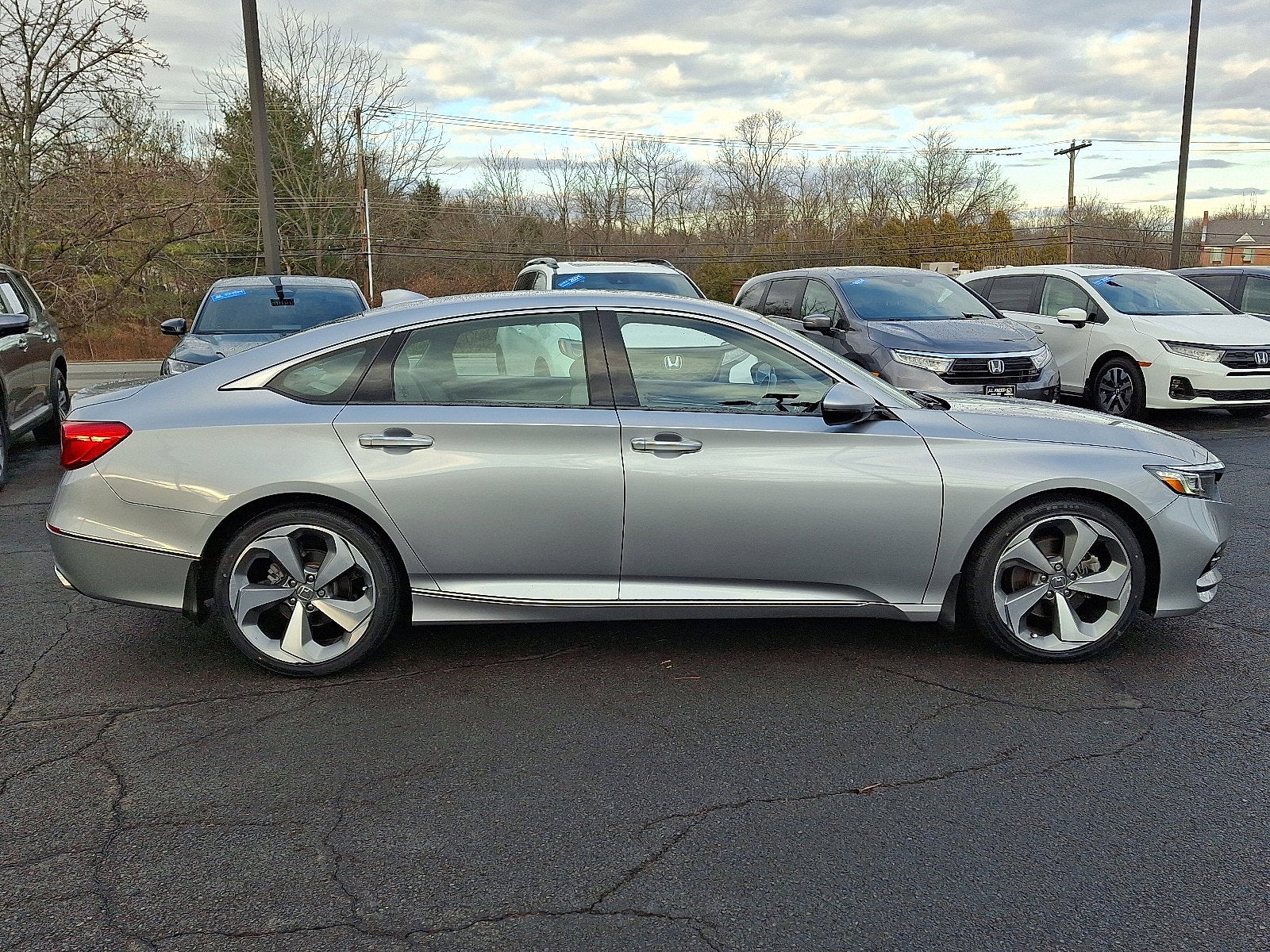 2019 Honda Accord Sedan Touring 2.0T