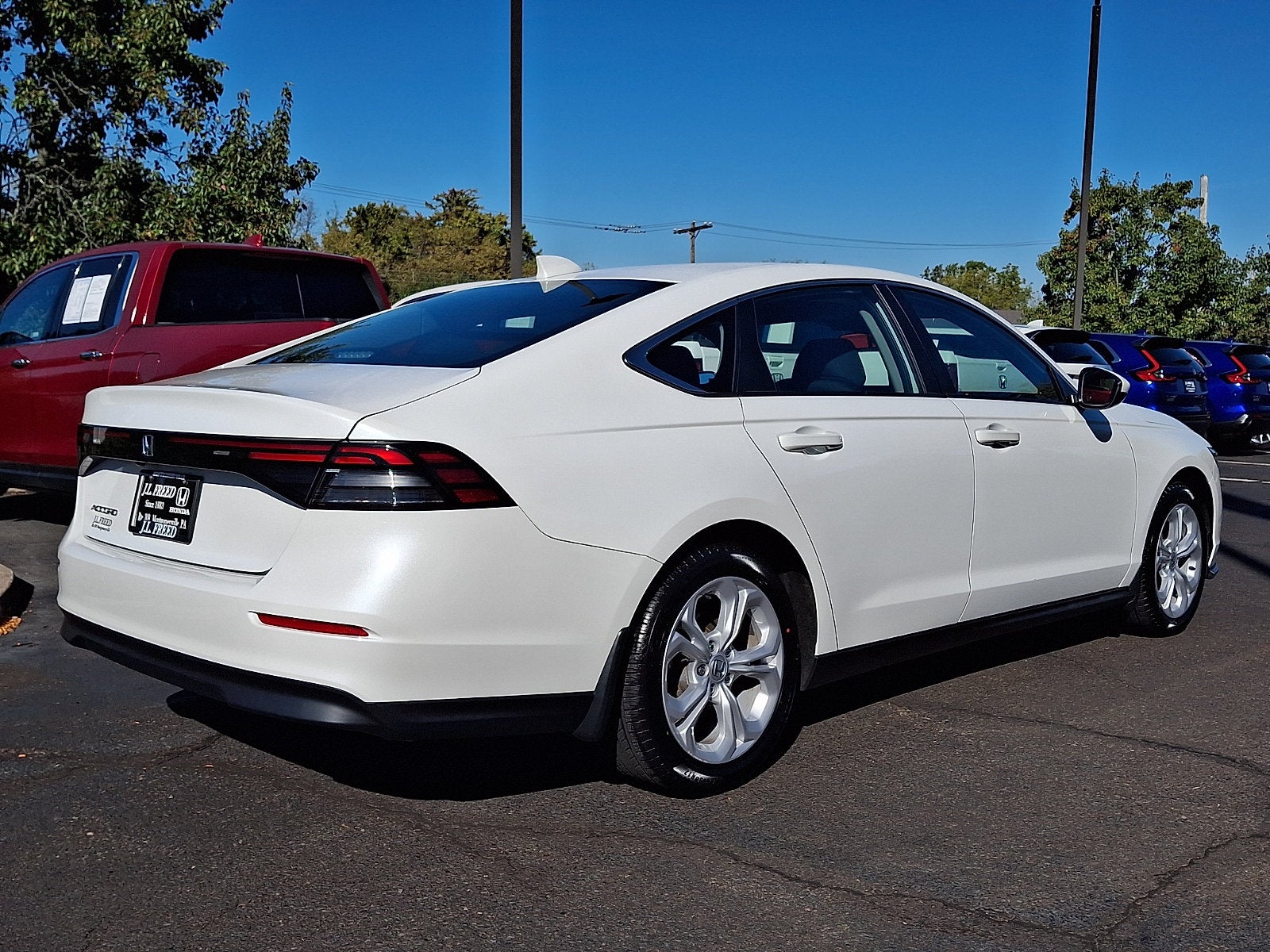 2024 Honda Accord LX - Photo 6
