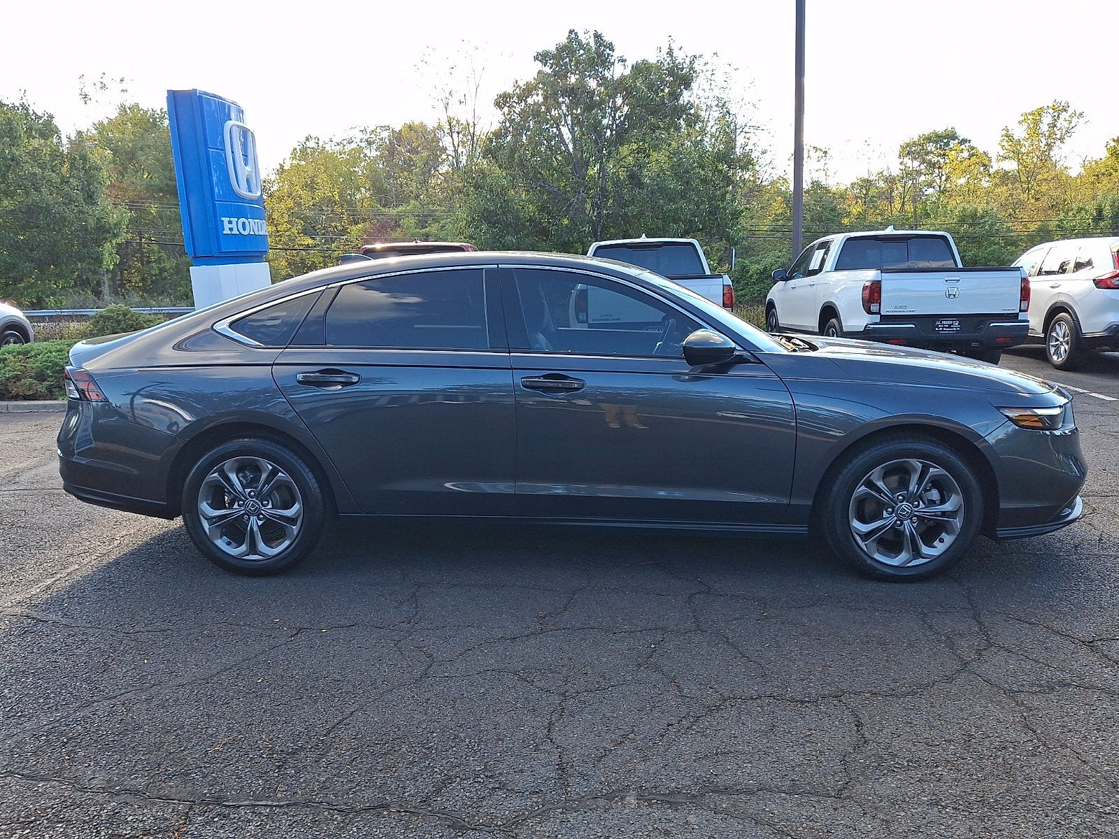 2023 Honda Accord Sedan EX