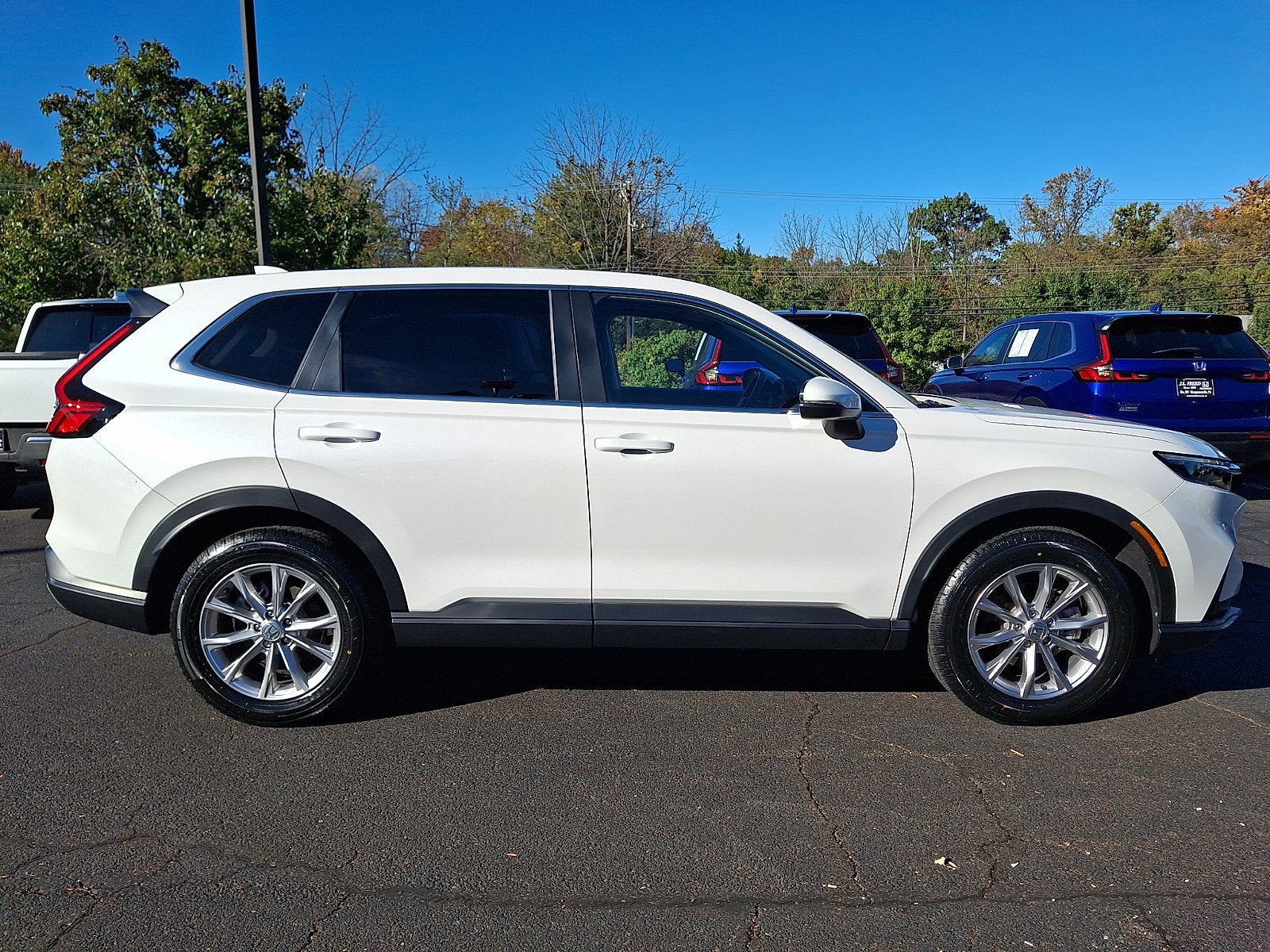 2025 Honda CR-V EX-L - Photo 7