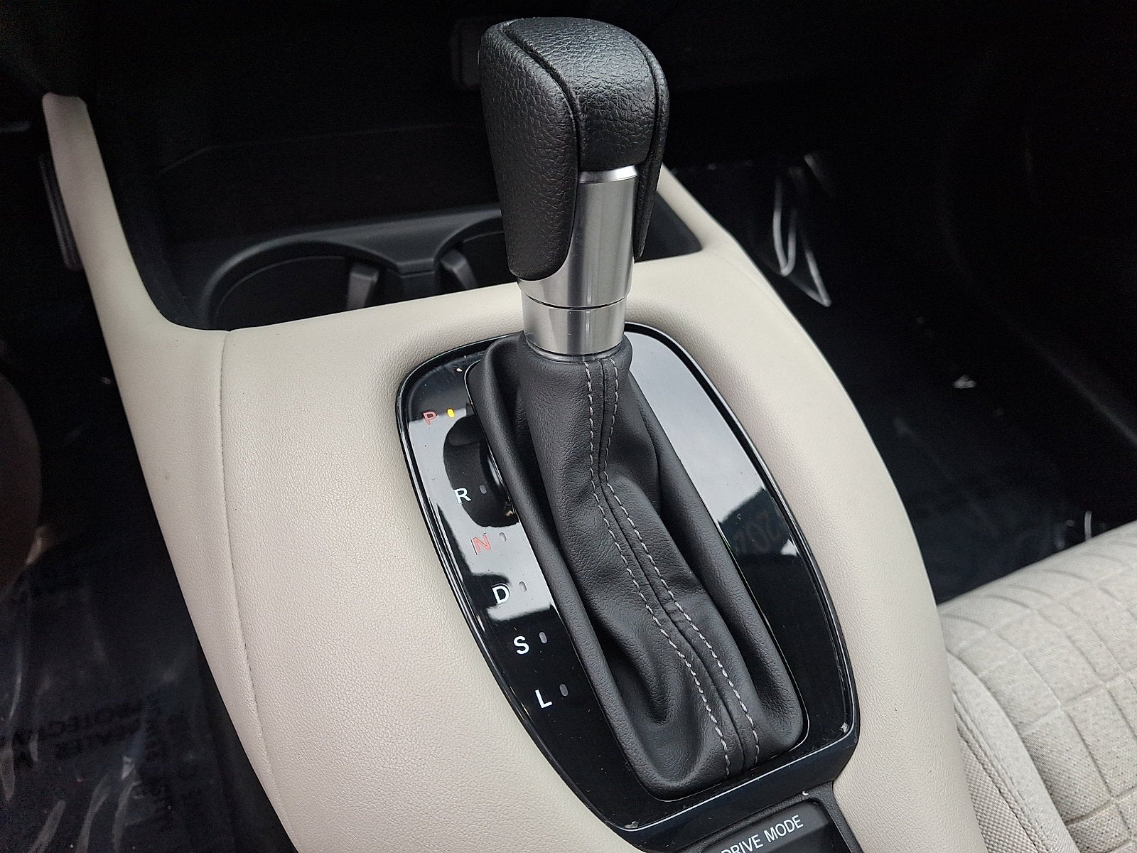 2024 Honda HR-V LX - Photo 14