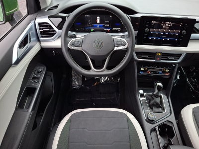 2026 Volkswagen Taos SE