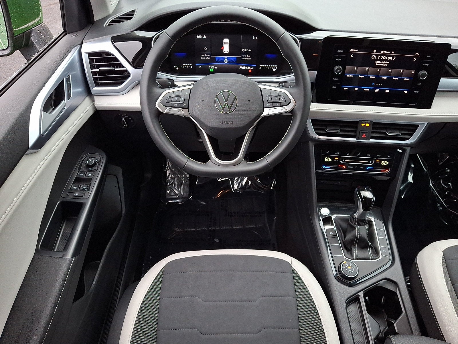 2026 Volkswagen Taos SE