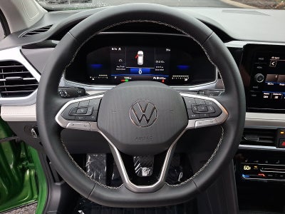 2026 Volkswagen Taos SE