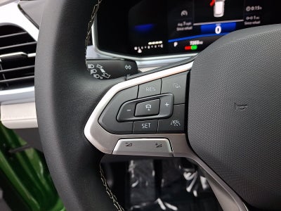 2026 Volkswagen Taos SE