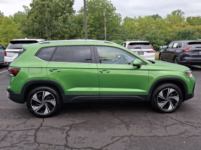 2026 Volkswagen Taos SE