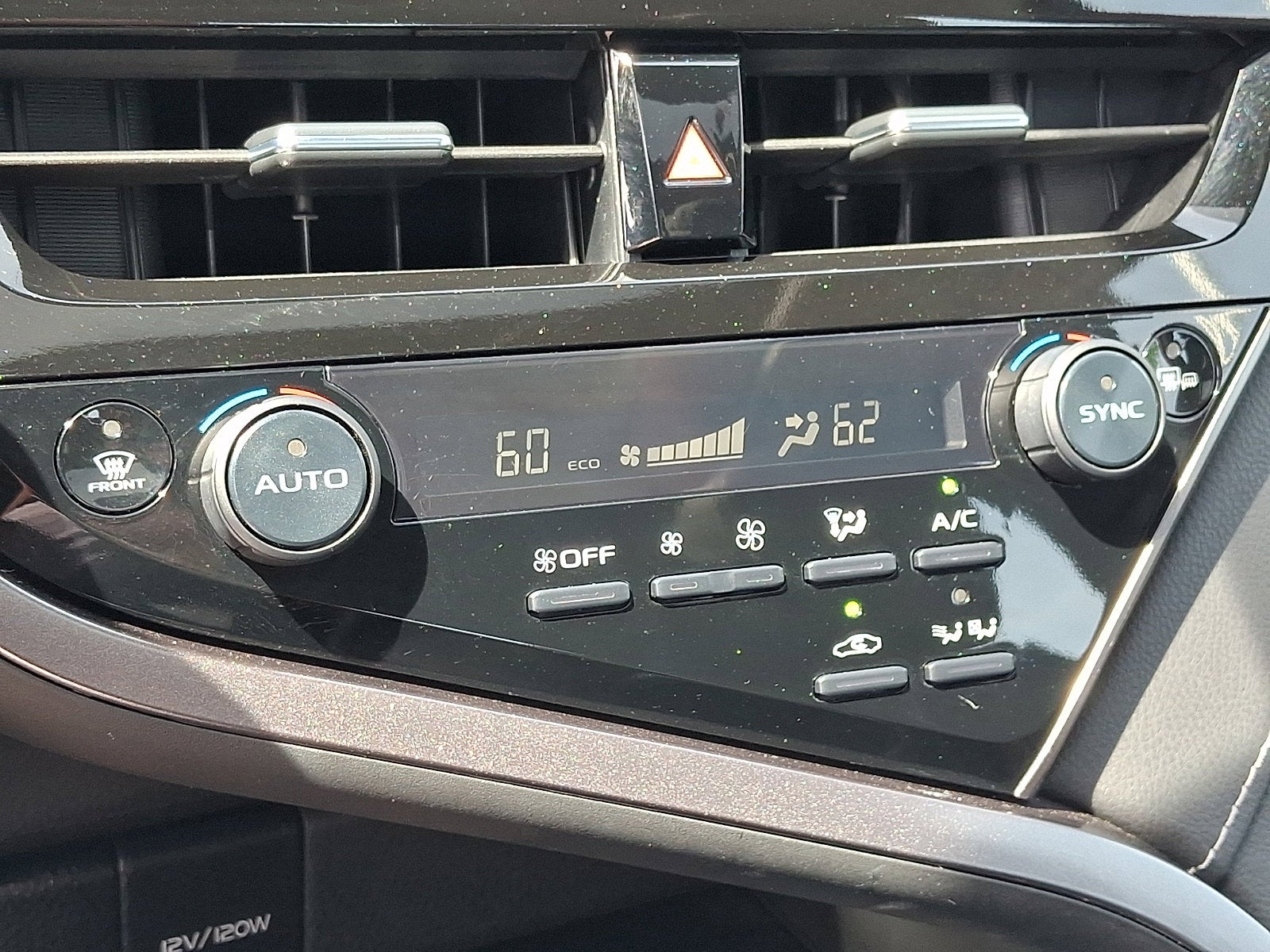 2024 Toyota Camry Hybrid XSE