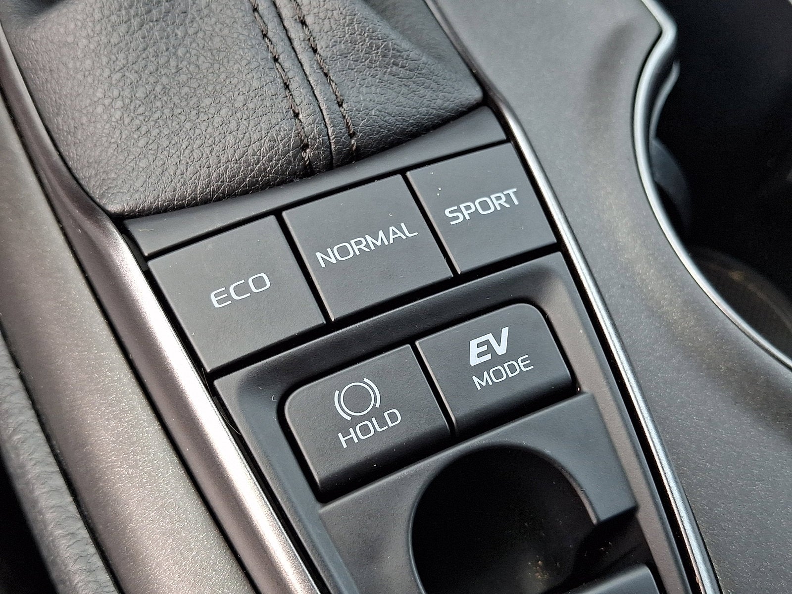 2024 Toyota Camry Hybrid XSE
