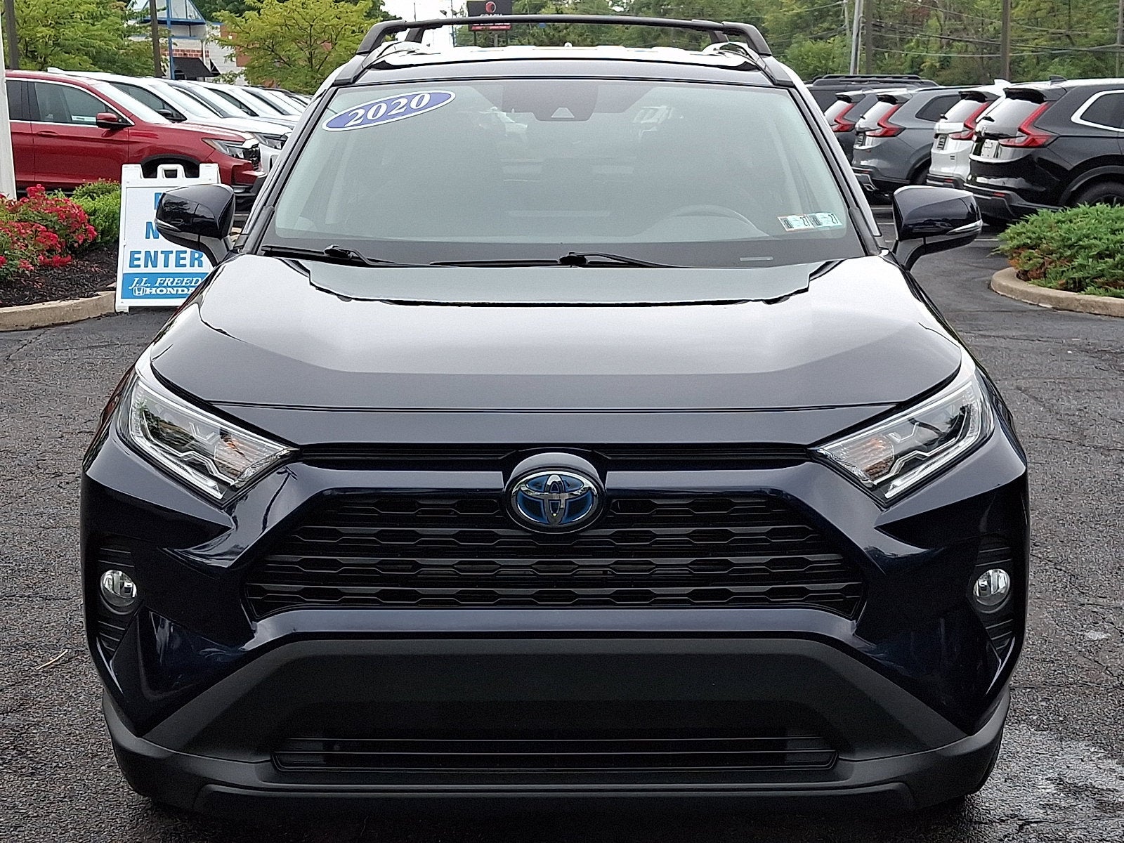 2020 Toyota RAV4 Hybrid XLE