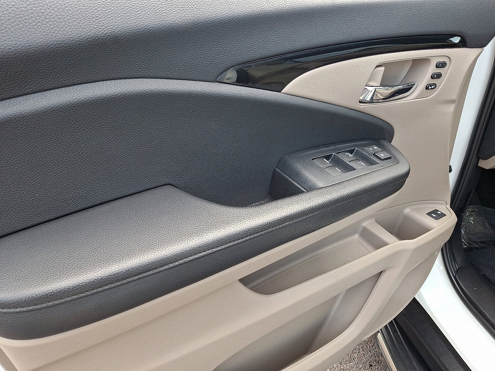 2022 Honda Pilot Touring 7-Passenger