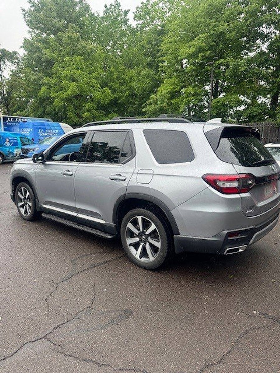 2023 Honda Pilot Touring