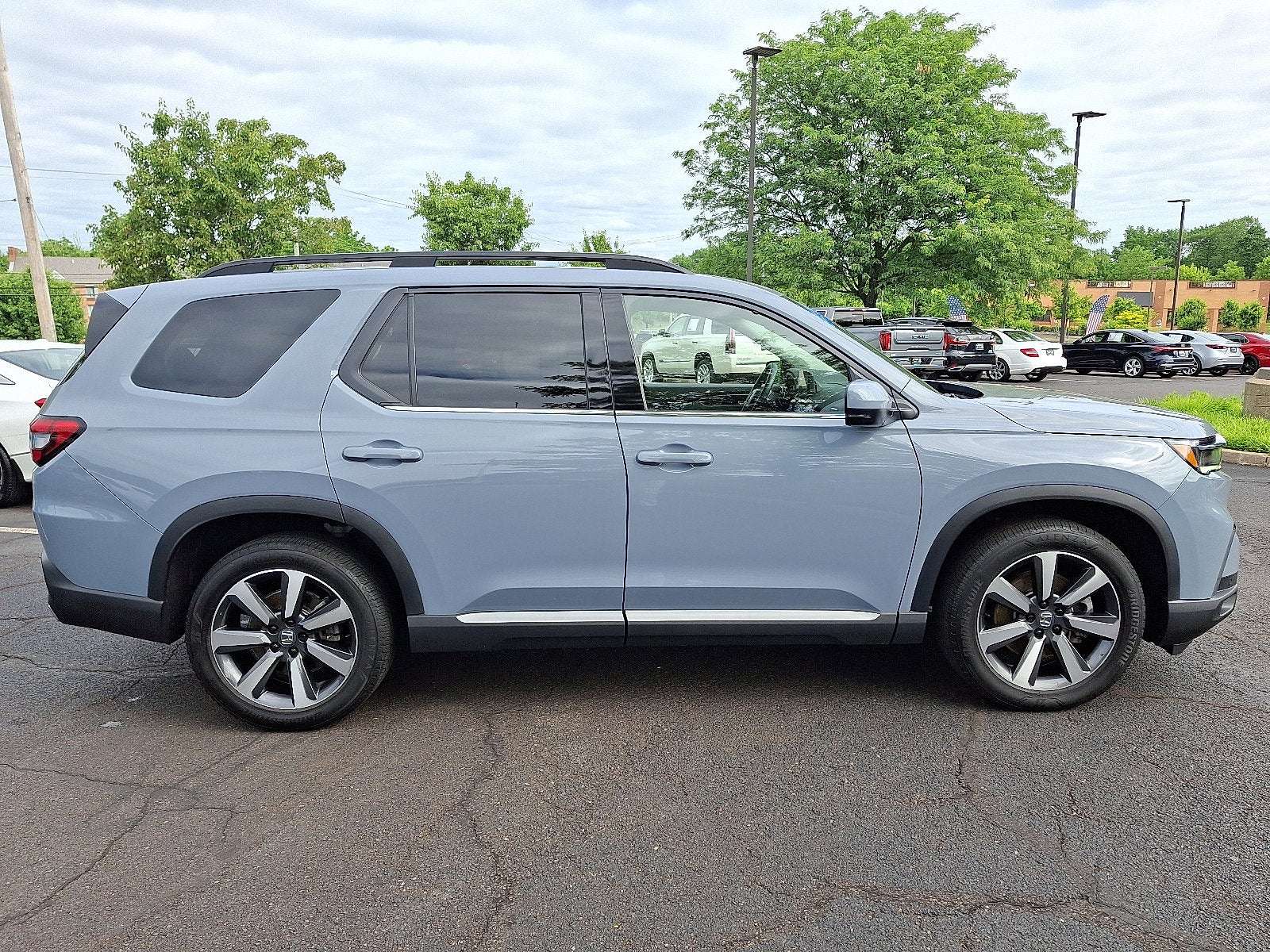 2025 Honda Pilot Touring