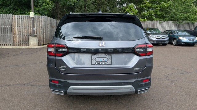 2024 Honda Pilot Touring