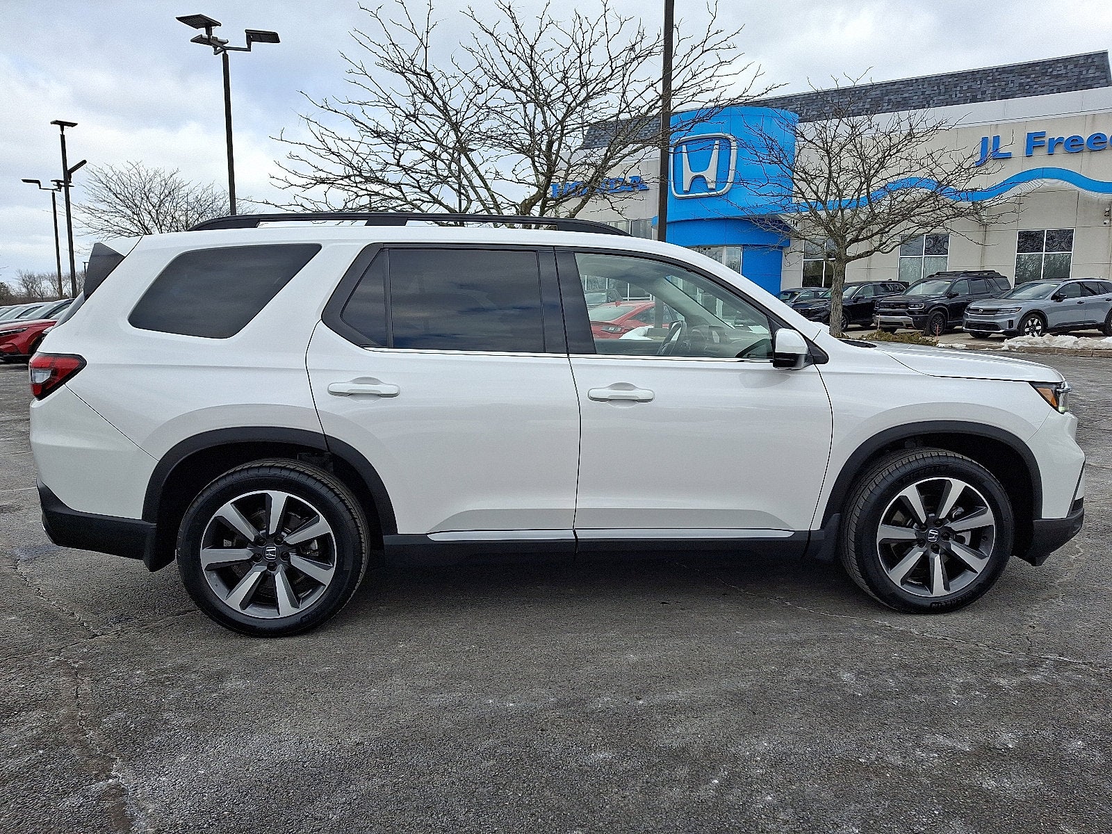 2023 Honda Pilot Elite