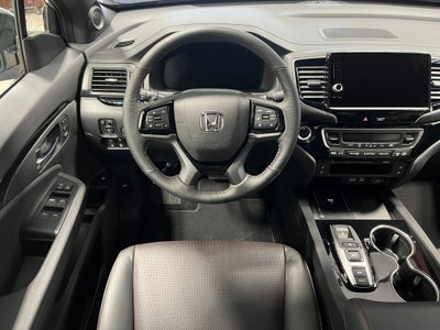 2026 Honda Ridgeline Black Edition Two-Tone