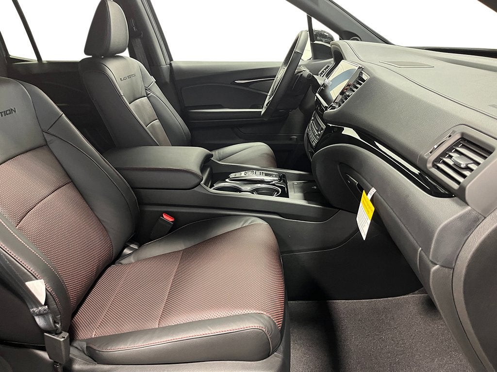 2026 Honda Ridgeline Black Edition Two-Tone