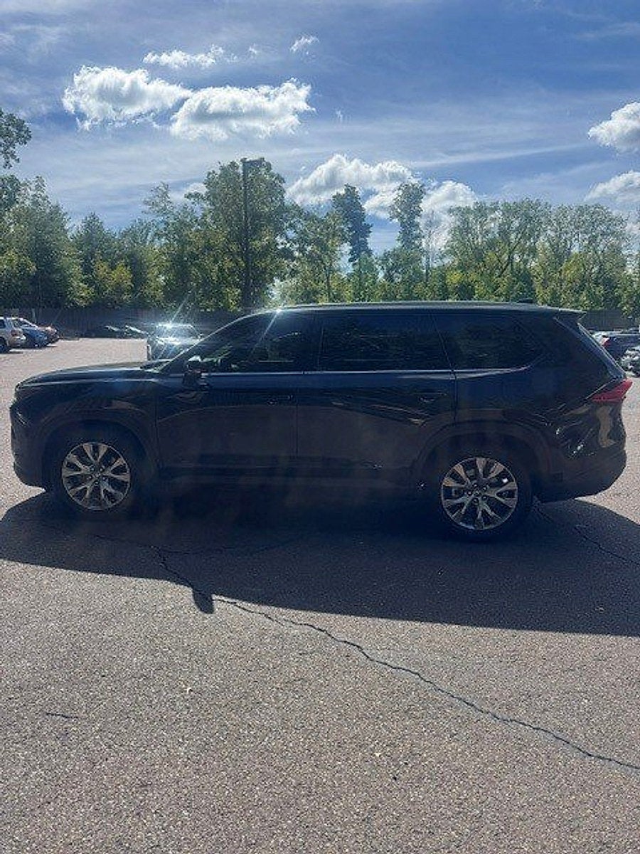 2024 Toyota Grand Highlander LIMITED