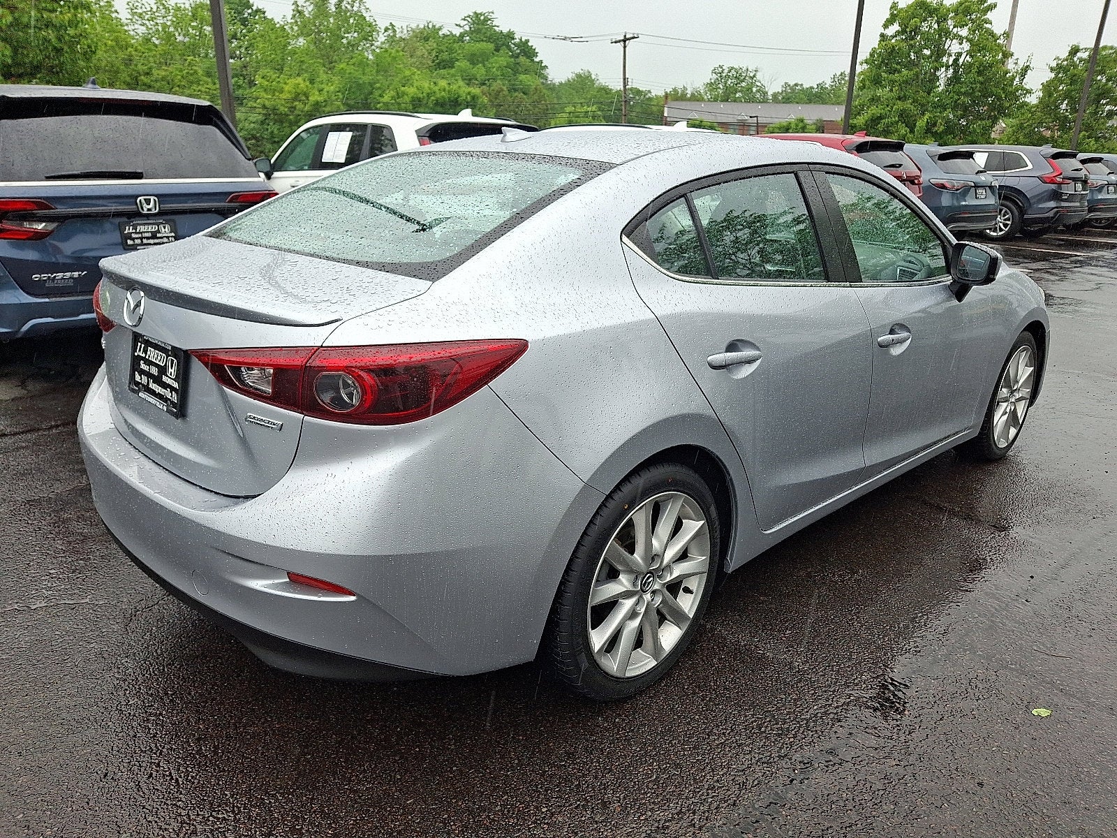 2017 Mazda Mazda3 4-Door Grand Touring