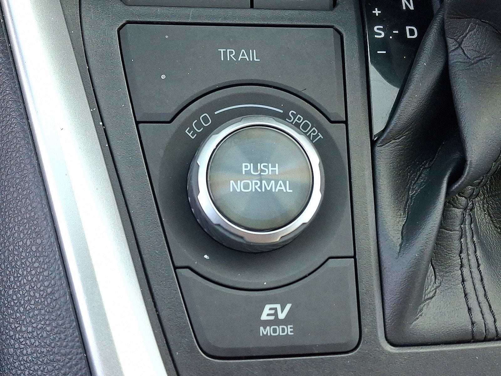 2022 Toyota RAV4 Hybrid XSE